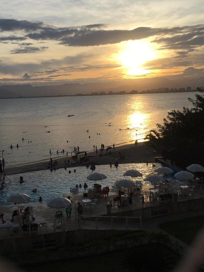 Apartamento Pe Na Areia Frente Para O Mar E Piscina Na Prainha Caraguatatuba Exterior foto